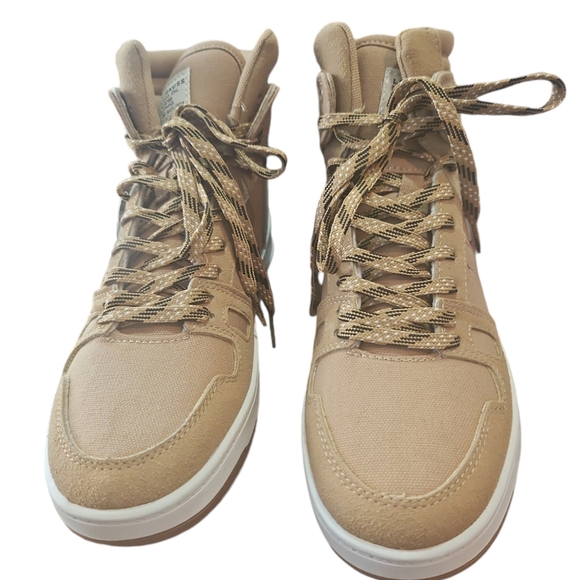 LEVI'S STRAUSS SAN FRANCISCO. ORIGINAL RIVETED QUALITY CLOTHING SNEAKER SIZE 8.5 - Picture 4 of 13